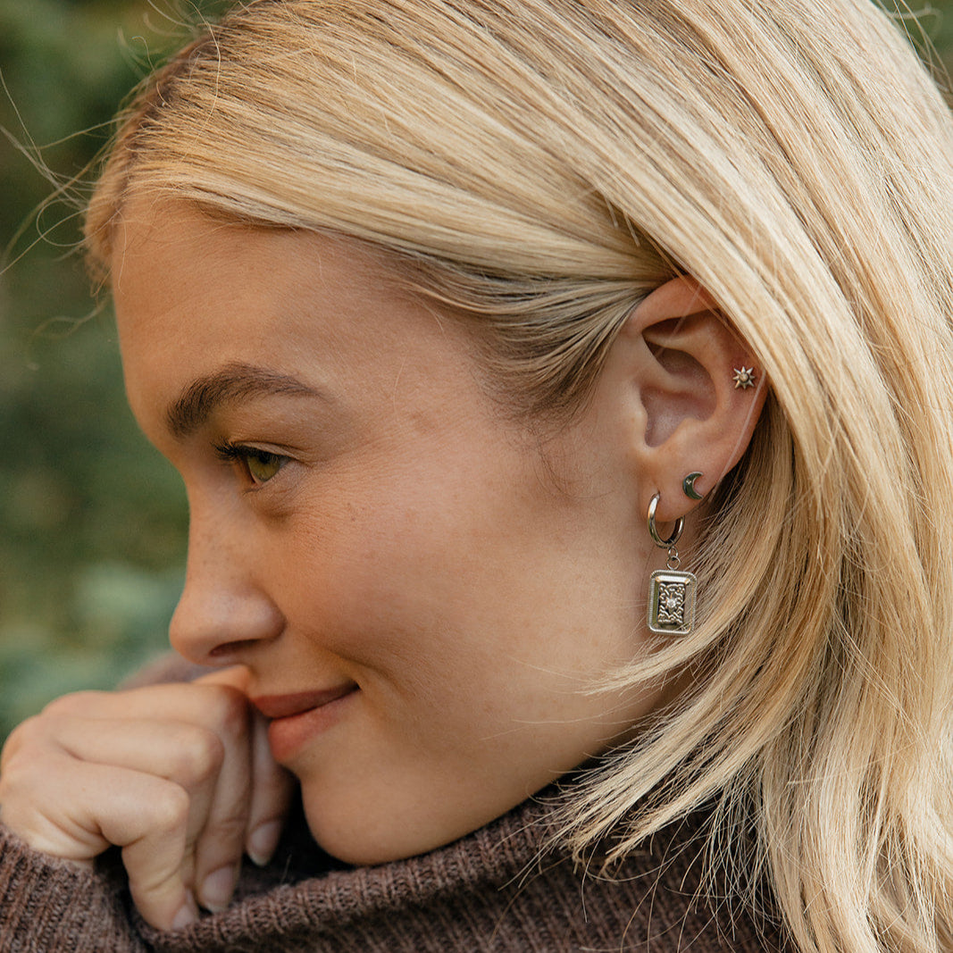 Topaz Nova Flat Back Stud