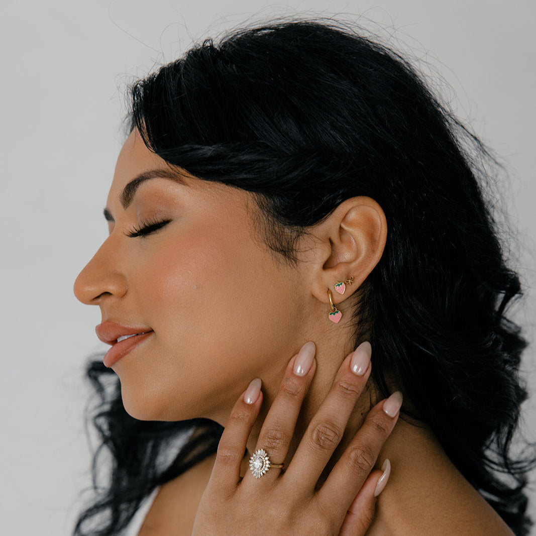 Bow Flat Back Stud