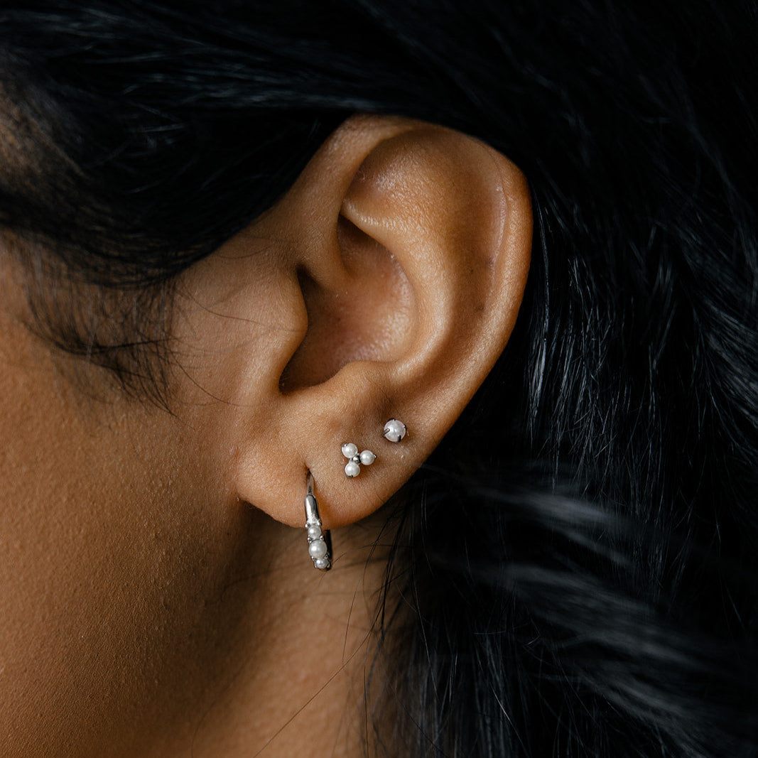 Pearl Flat Back Stud