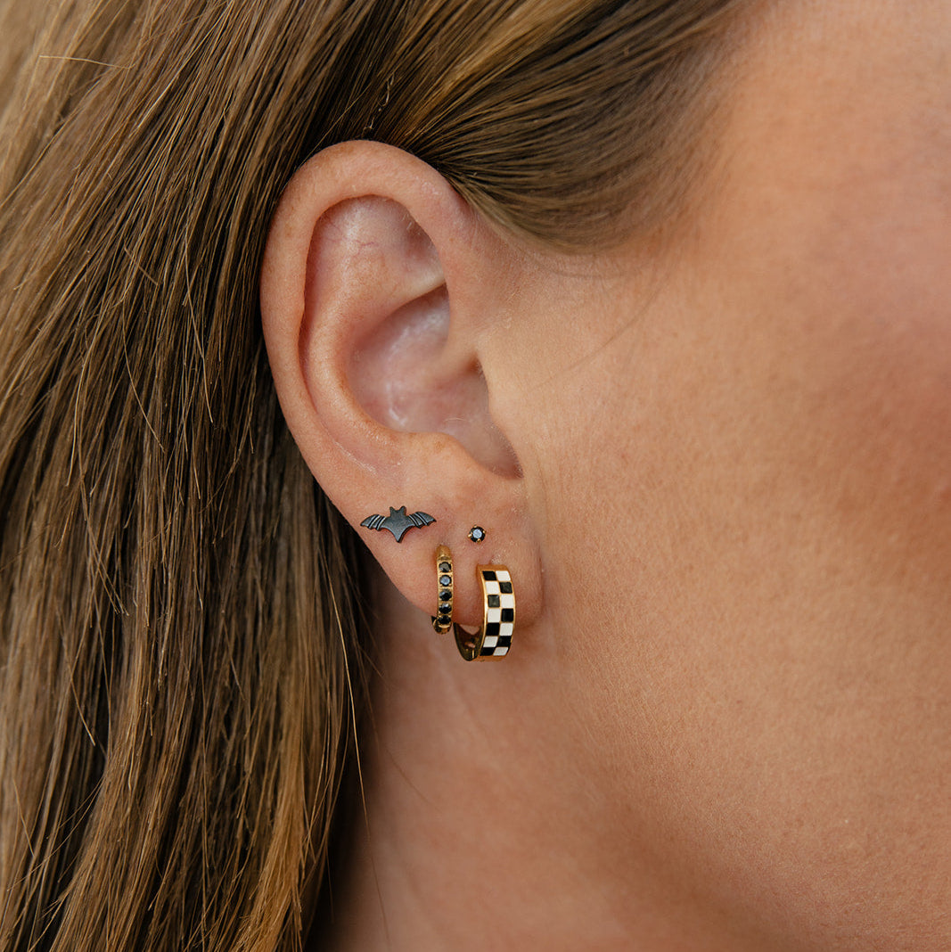 Bat Flat Back Stud