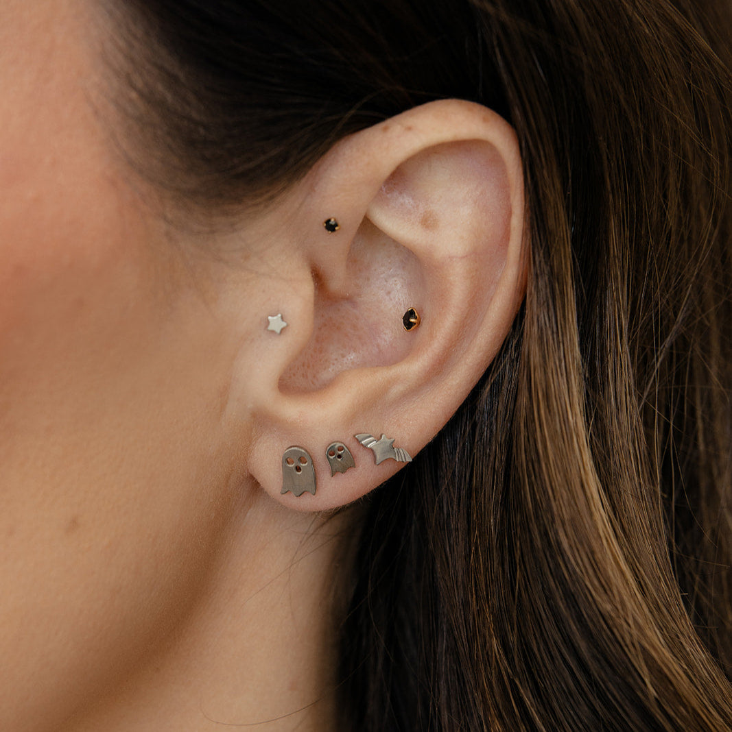 Large Ghost Flat Back Stud