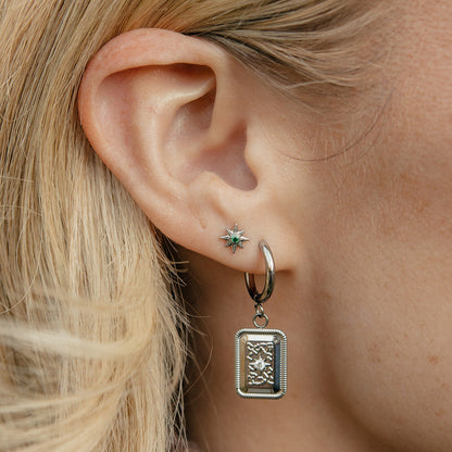 Emerald Nova Flat Back Stud