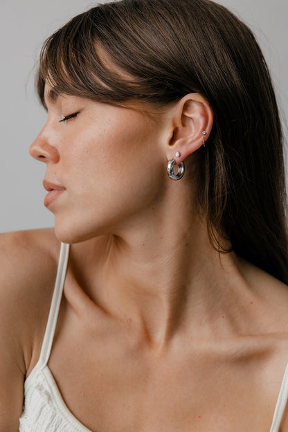 Dangle Drop Flat Back Stud
